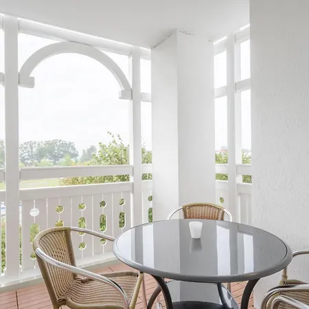 655, Seepark Apartment *